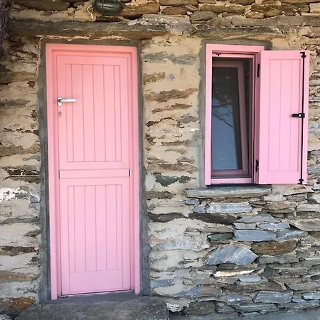 度假居 Owl's Nest/the Pink Otziás